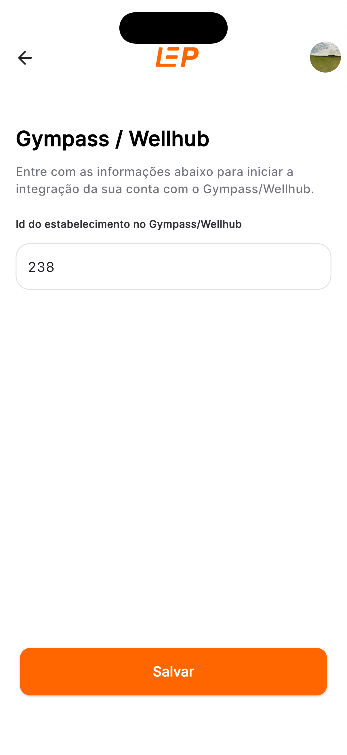 Tela de configuração da integração Gympass/Wellhub no LEP App, com o campo 'Id do estabelecimento no Gympass/Wellhub' preenchido e o botão laranja 'Salvar' no rodapé.